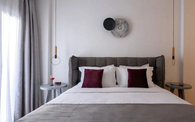 Acropolis Grand Apartment