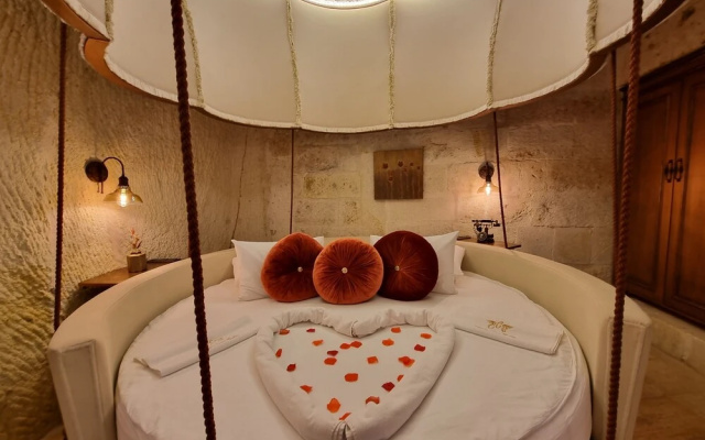 Elysion Cave Suites
