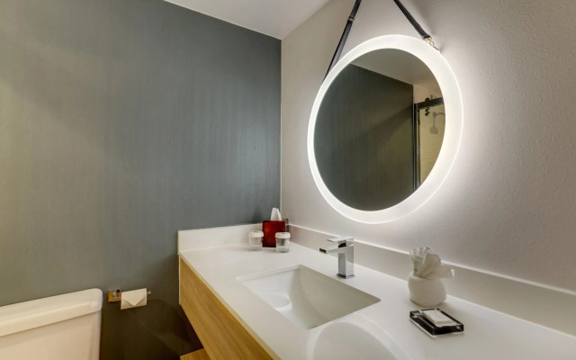 Mobile Marriott