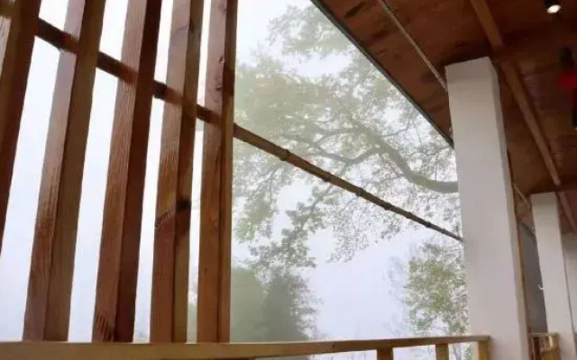 Misthu Shuangfeng Homestay (Hangzhou Guide Village Shop)