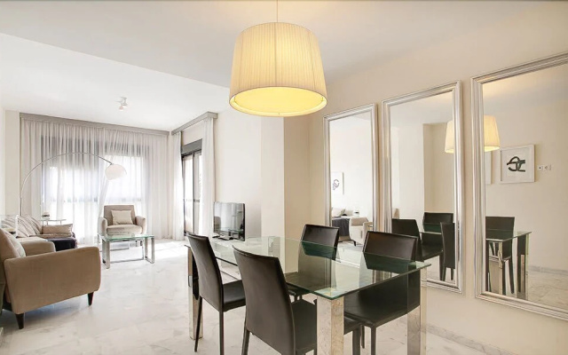 Two Bedrooms Apartment with Sea View