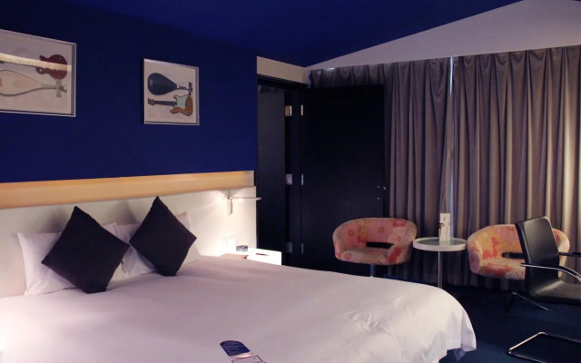voco Suzhou Guanqian Street by IHG