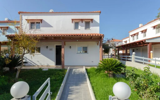 Elladas Villas with Pool at Kolympia!