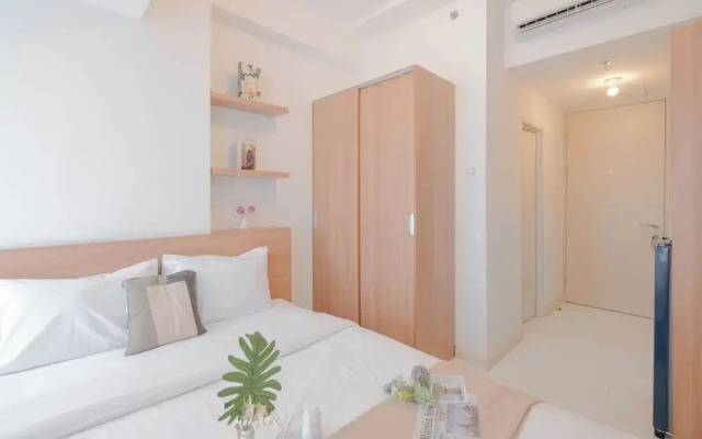Homey And Cozy Studio Apartment At Tokyo Riverside Pik 2