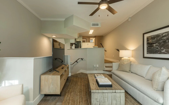 Modern Townhouse Apartments in Aventura