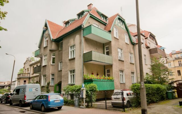 Апартаменты Imperial Apartments - Winieckiego Сопот вид на фасад