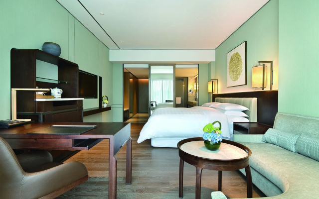 Sheraton Grand Hangzhou Binjiang Hotel