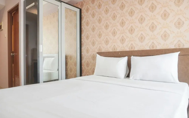 Homey And Nice Studio Cinere Bellevue Suites Apartment