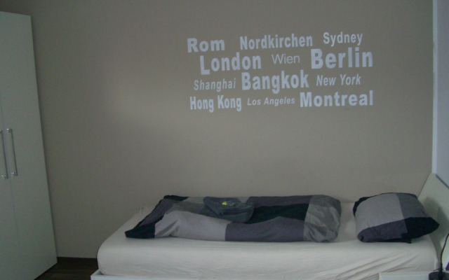 Hostel Hamm by Geronimo