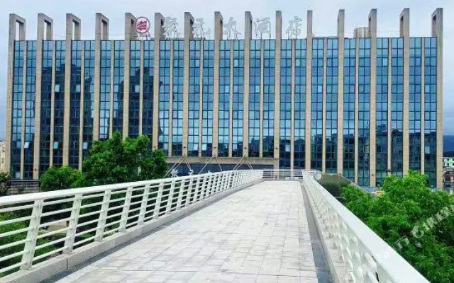Juyuan Hotel