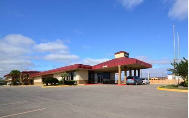 Отель Econo Lodge Kingsville США, Кингсвилль - отзывы, цены и фото номеров - забронировать отель Econo Lodge Kingsville онлайн парковка