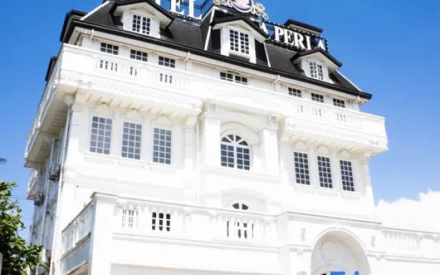 San Franz Hotel La Perla