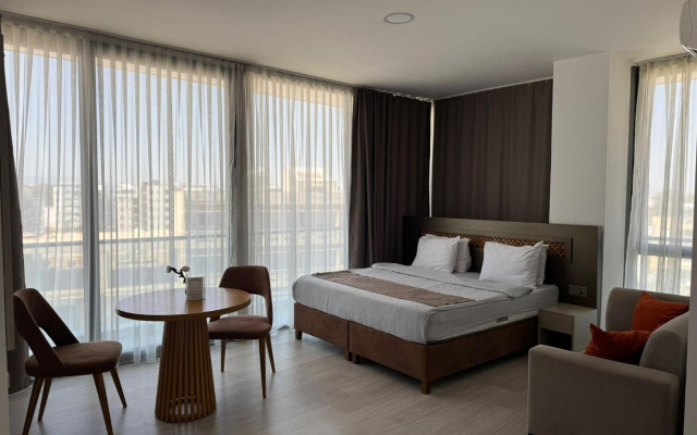 Alya Rooms