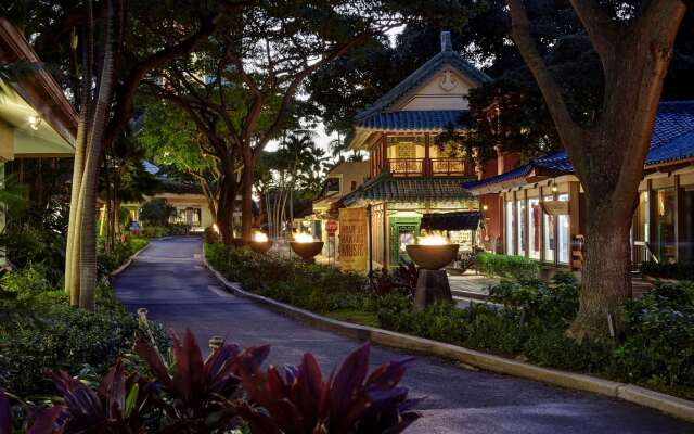 Отель Hilton Hawaiian Village Waikiki Beach Resort вид на фасад