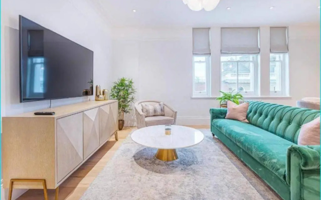 Royal Kensington - Standard 3 bed