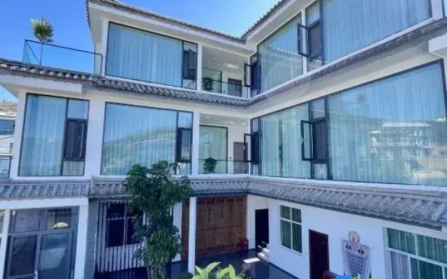 Dali Sanyinbang Courtyard Mountain Seaview Homestay (Shuanglang Qingshan Branch)