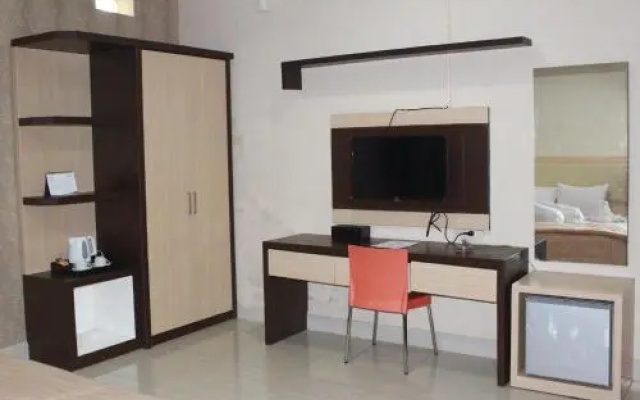 Hotel Grand Kartika