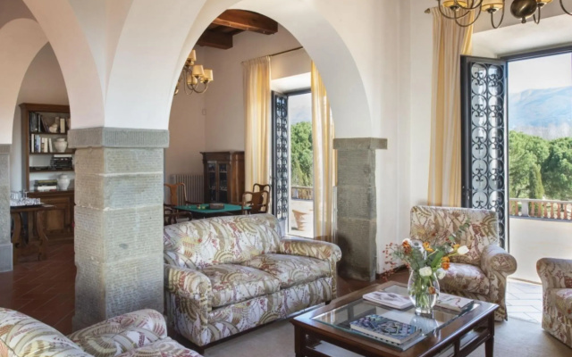 Luxury Villa 30 minutes from Florence-VILLA IL GIGLIO