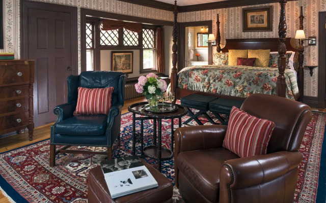 Manor House Inn