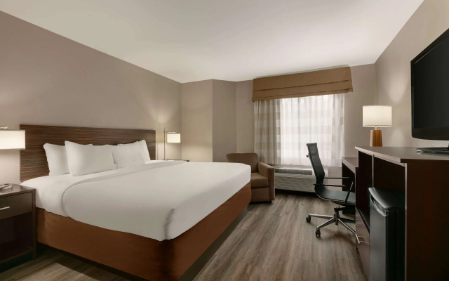 Country Inn & Suites by Radisson, Roanoke Rapids, NC