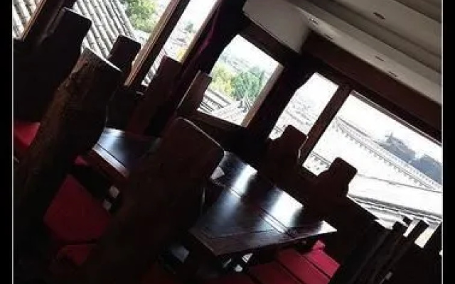 Courier Inn Lijiang