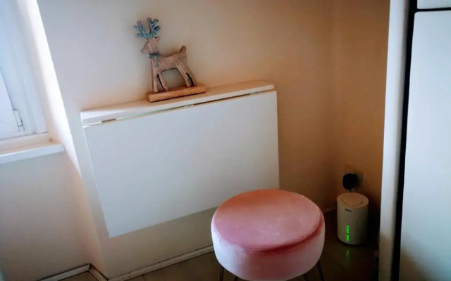 Q21apartment -The Silent Charm