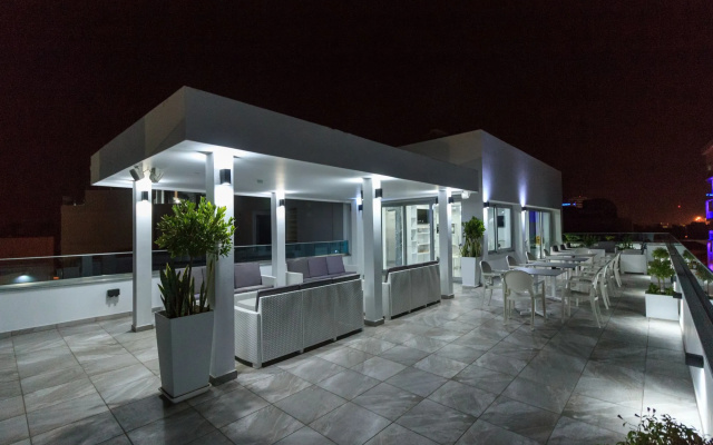 Art & Wine Boutique Hotel