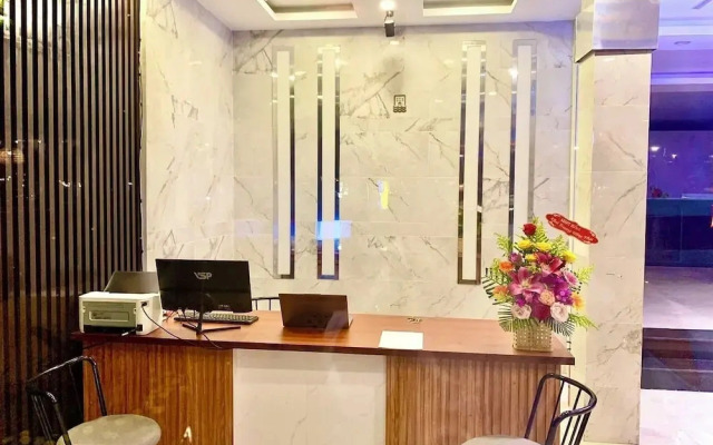 Aman Riverside Hotel