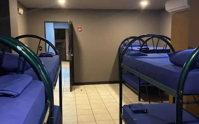 Alajuela Backpackers Airport Hostel