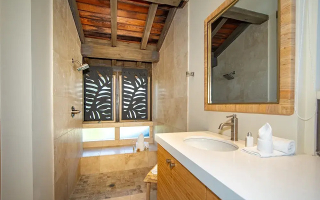 Kapalua Bay Villa 30b2 Gold Ocean Front