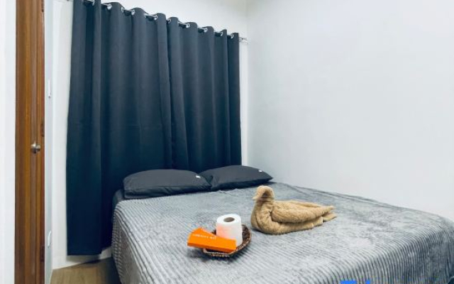 J&J Mactan Stays with PS4, Netflix, Pool & Free Parking