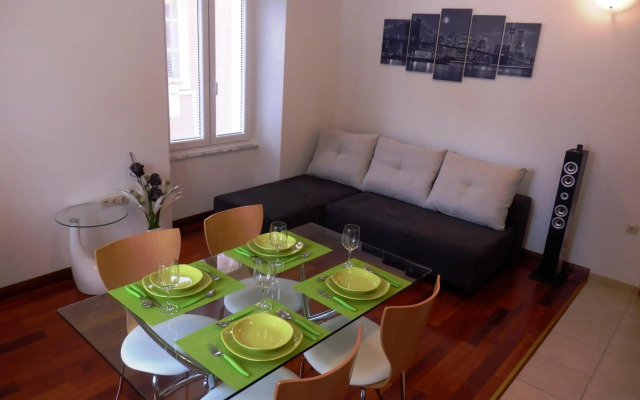 Center Stylish Apartment