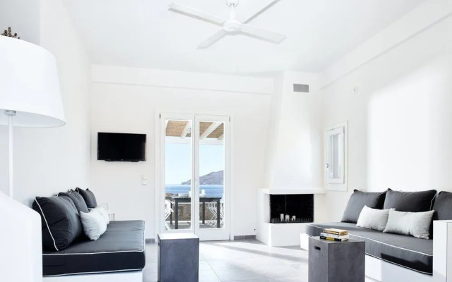 Eneos Kythnos Beach Villas