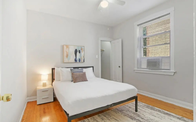 Charming 3BR Rogers Park Home in Newgard