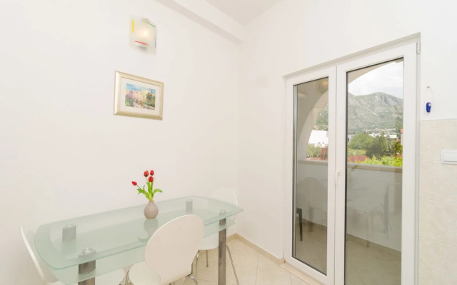 Apartments & Rooms Barisic