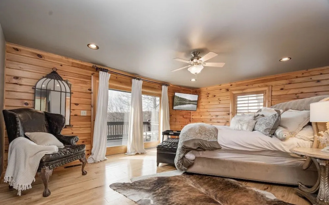Happyplace Hideaway by Taylor Made Deep Creek