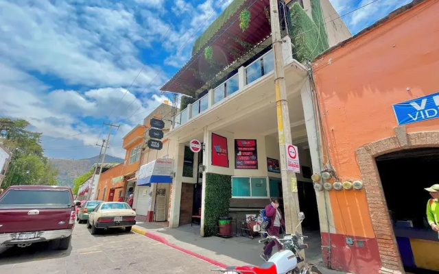 Hotel Mesón Velasco