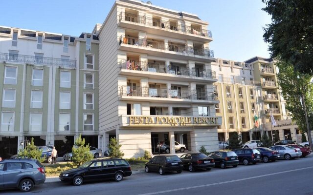 Hotel Festa Pomorie Resort Поморие вид на фасад