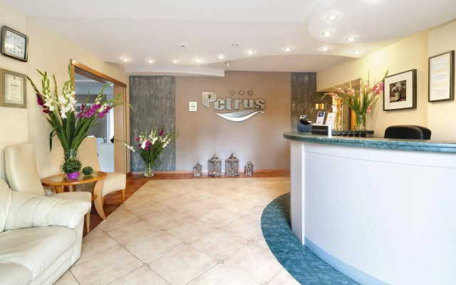 Petrus Hotel