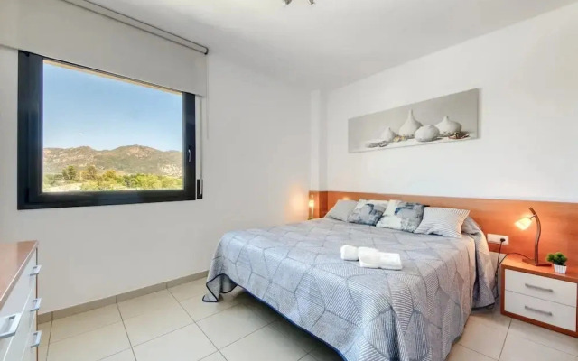 Apartment in Roses Near Sandy Beach