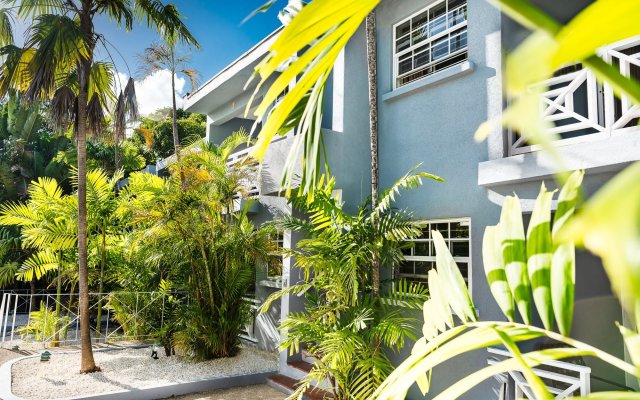 Отель Travellers Palm Барбадос, Хоултаун - отзывы, цены и фото номеров - забронировать отель Travellers Palm онлайн вид на фасад