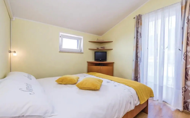 Nice Home in Brsec With Wifi and 3 Bedrooms