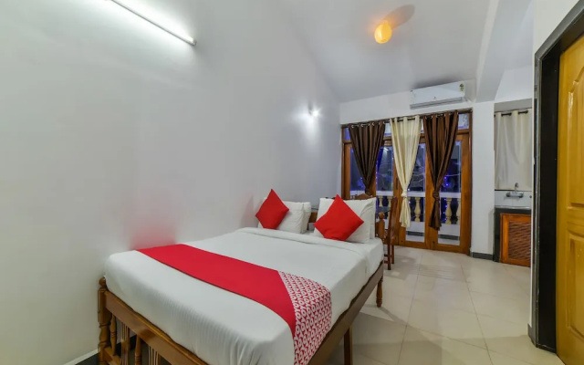 OYO 28305 Sunset Holiday Homes