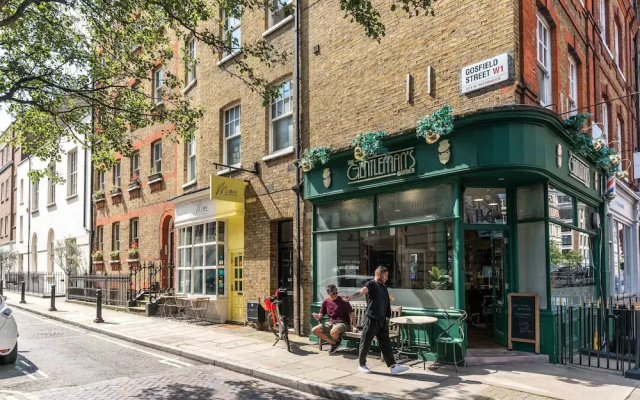 Styled 2Bed2Bath Duplex + Patio near Oxford Circus