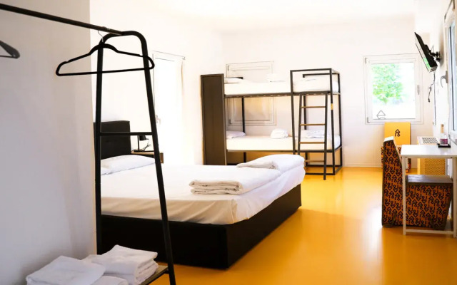 Nomad Hostel