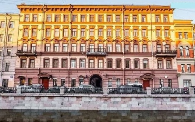Отель Italian Rooms on Griboedova 35 Санкт-Петербург вид на фасад