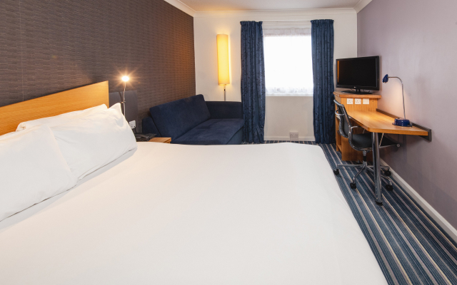 Holiday Inn Express Birmingham - Snow Hill by IHG