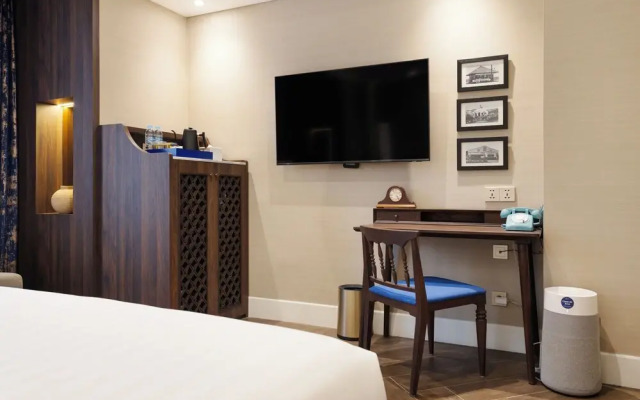 ASHLEY NEWAIR Menteng with Air Purifier