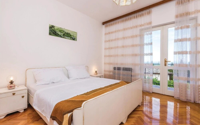 Amazing Home in Lovran With Wifi and 3 Bedrooms