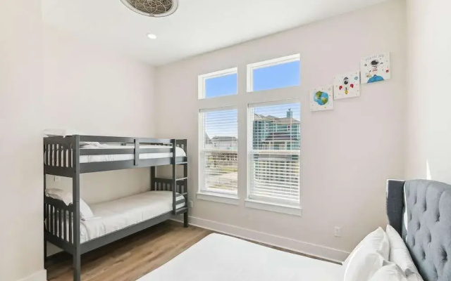 Sandy Smiles by Ryson Vacation Rentals